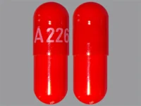 Pill with imprint A226, red, capsule, 18 mm (Amantadine 100 mg)