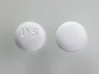 Pill with imprint P 5, white, round, 6 mm (Escitalopram 5 mg)