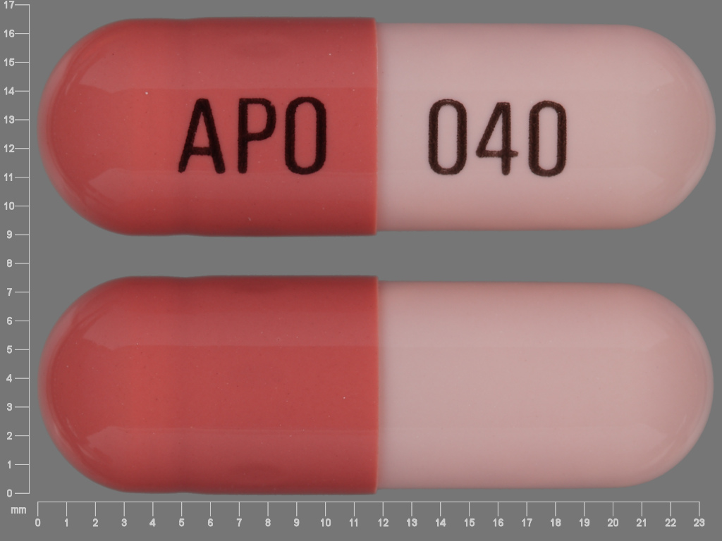 Pill with imprint APO 040, brown & pink, capsule, 21 mm (Omeprazole 40 mg)