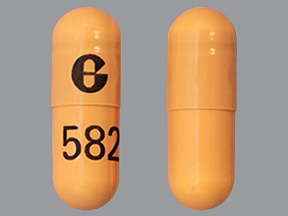 Pill with imprint G 582, orange, capsule, 19 mm (Fenofibrate 200 mg)