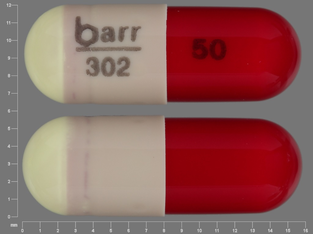 Pill with imprint barr 302 50, red & yellow, capsule, 16 mm (Hydroxyzine Pamoate 50 mg)