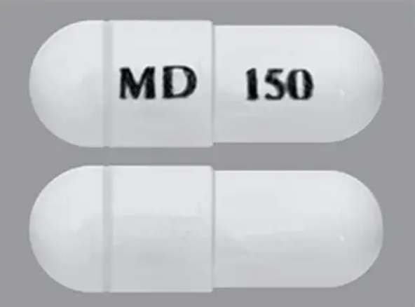 Pill with imprint MD 150, white, capsule, 22 mm (Dabigatran Etexilate 150 mg)